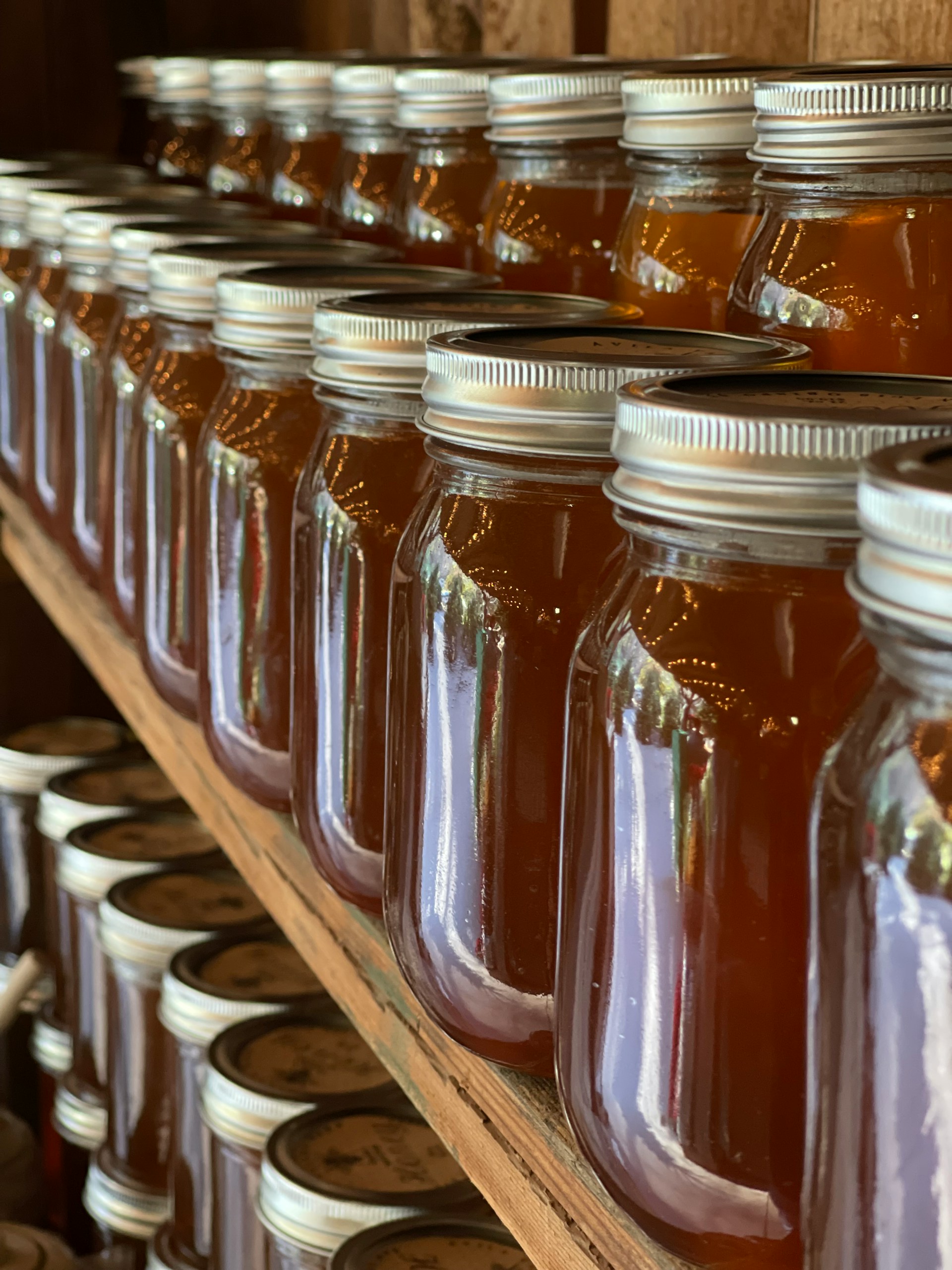 Best website to buy pure honey brands in Pakistan which is best honey Islamabad lahore online benefits of honey types 